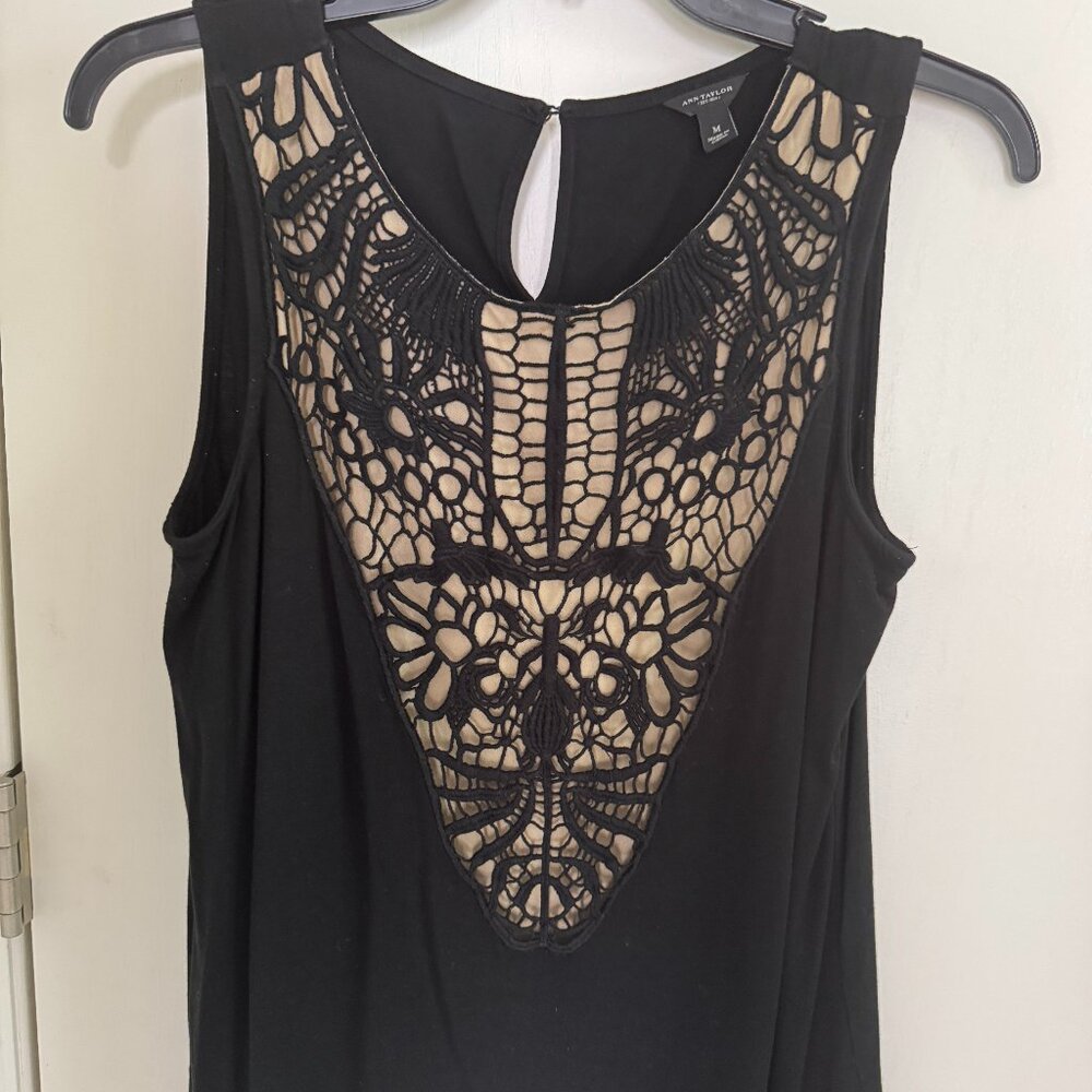 ANN TAYLOR Black Crochet/lace Black Tank Top Women’s Size M